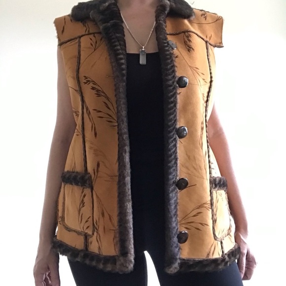 Robert Kitchen Canada Vegan Suede Faux Fur Vest Farmhouse Farmcore - Picture 1 of 5